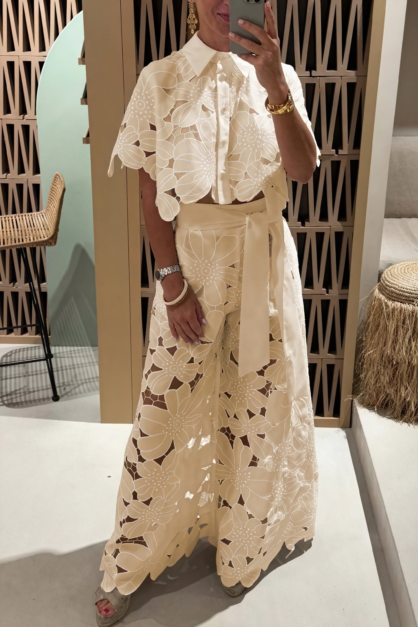 Tricia | Ensemble Brodé – Elegant Floral Og Struktureret Snit
