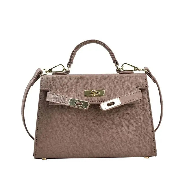 Eliza | Shoulder Bag – Simple Elegance and Practical Format