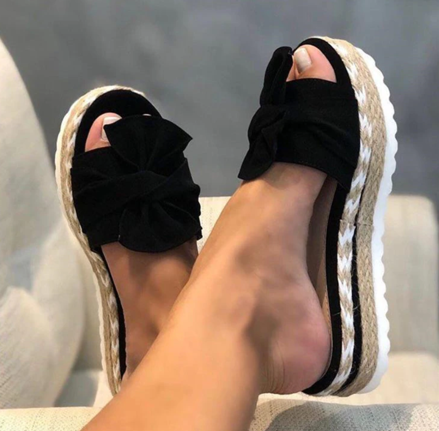 Malvina | Sandalen Met Knoop En Perfecte Steun