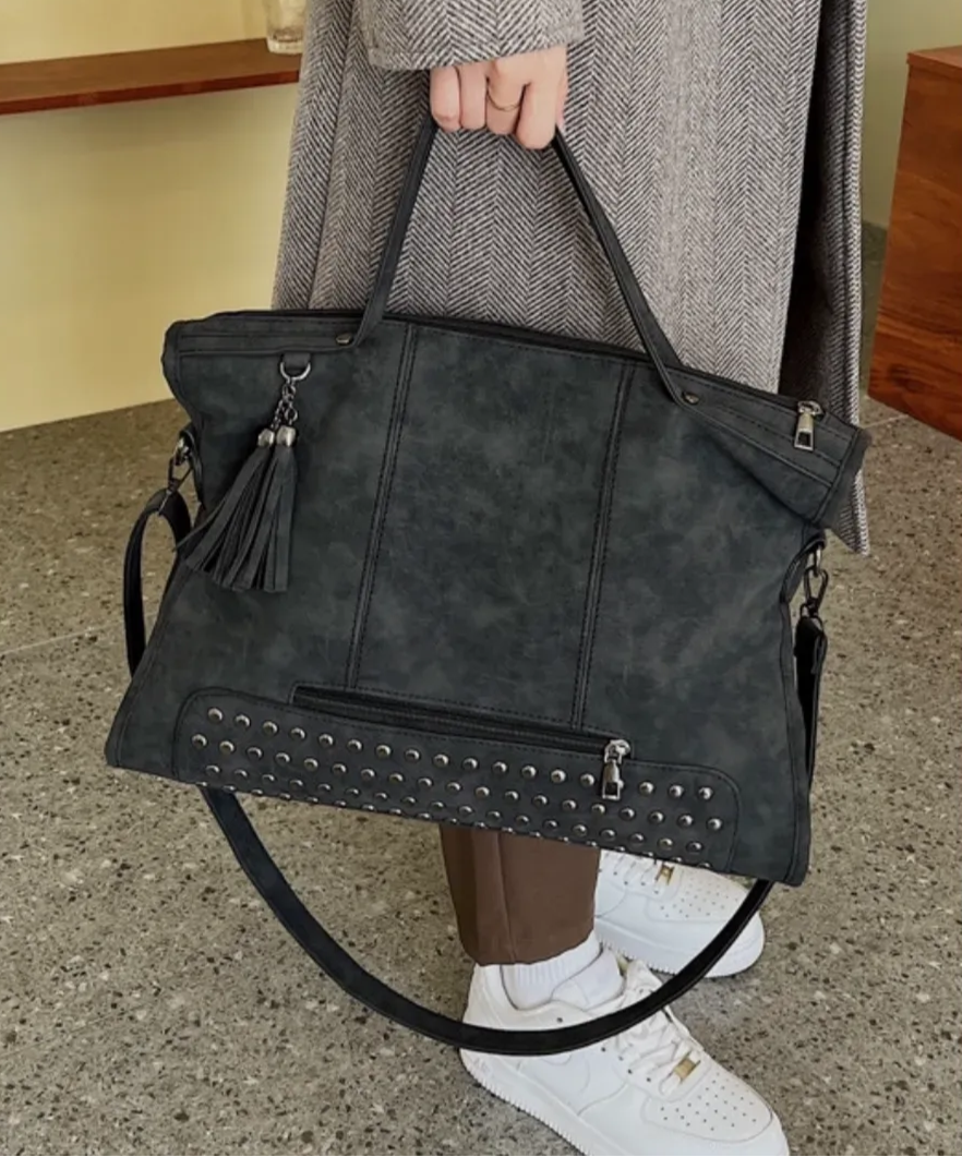 ローラ | ラグジュアリー ハンドバッグ – 時代を超えたエレガンスとスタイル