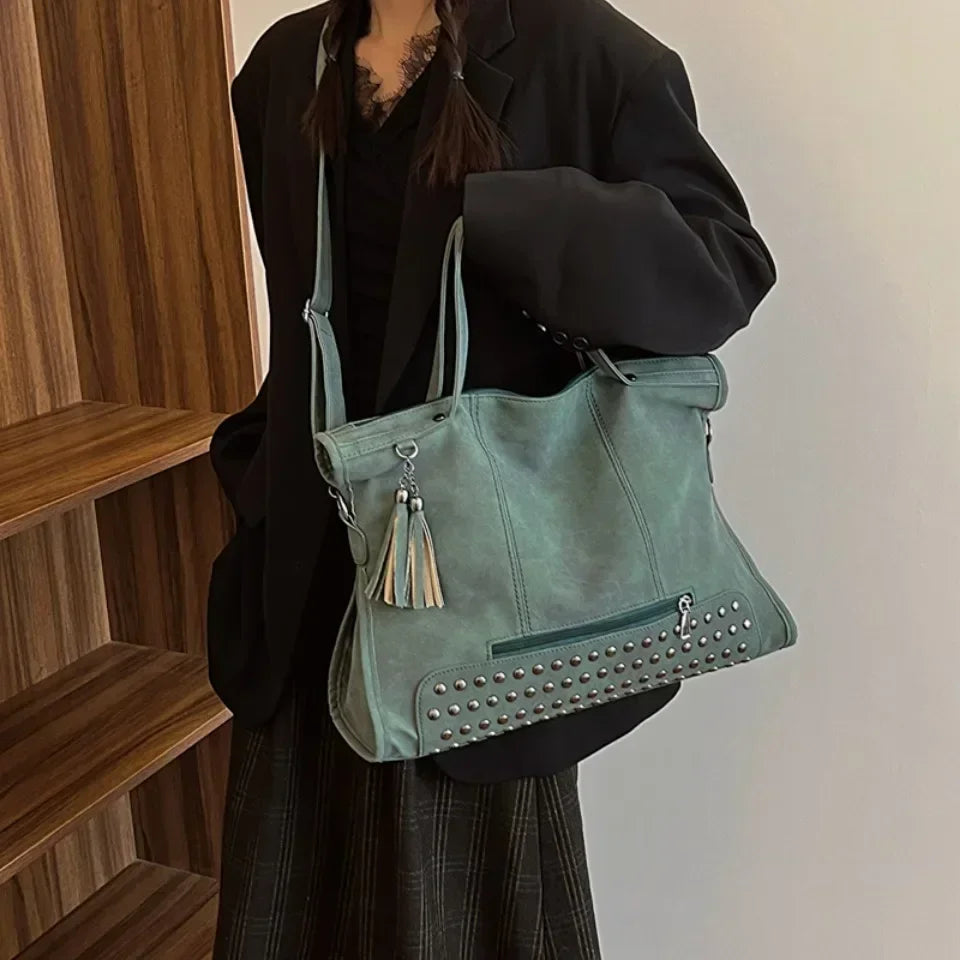 ローラ | ラグジュアリー ハンドバッグ – 時代を超えたエレガンスとスタイル