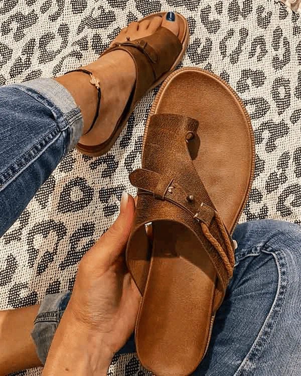 Cloé | Damen-Sandalen für den Sommer – Elegantes und gekreuztes Design 