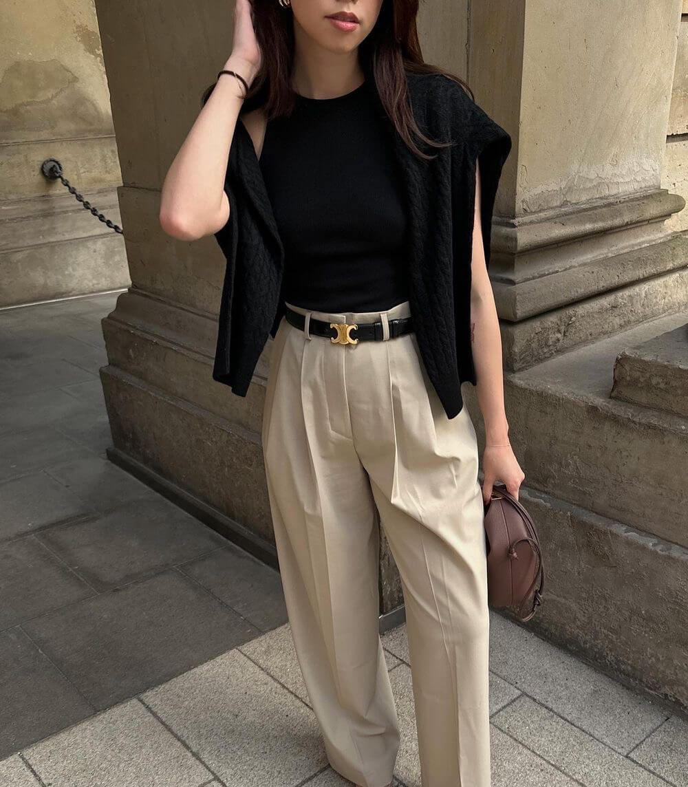 Géraldine | Elegant Belt – Golden Buckle For A Refined Touch 