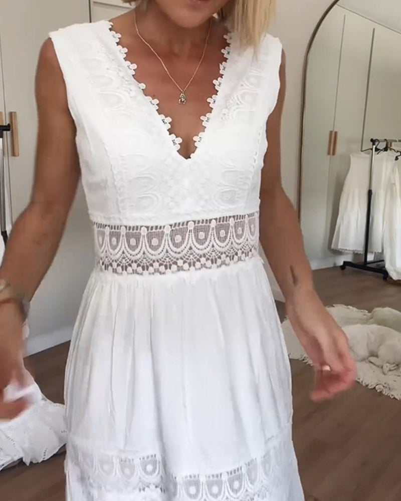 Aliénor | Abito Lungo Bohemien – Scollatura Profonda e Leggerezza 
