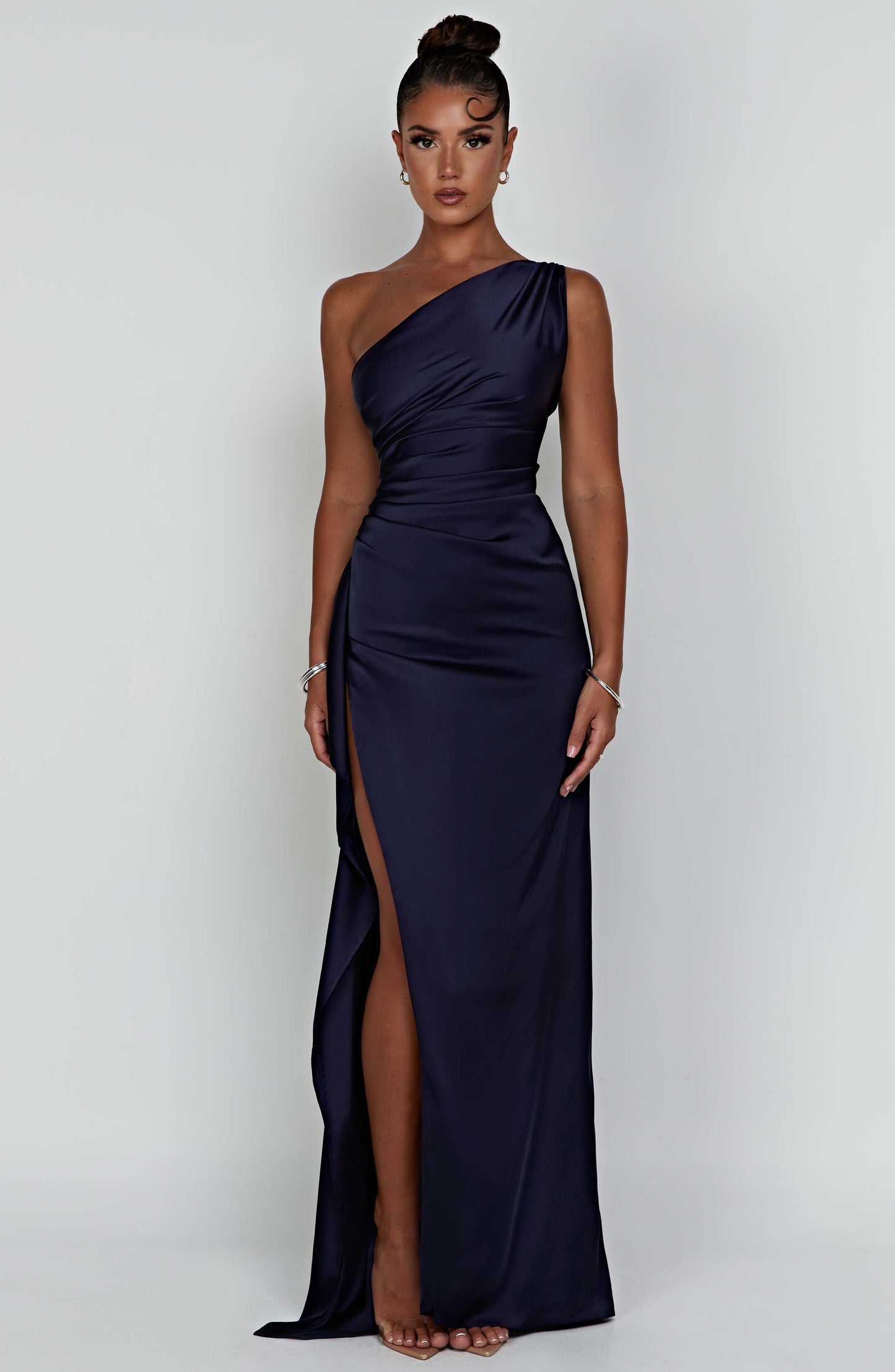 Lucienne | Evening Dress – Assumed Glamour and Sublime Curves 