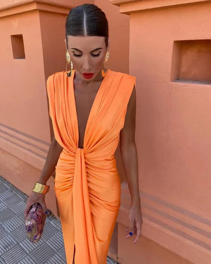 Penelope | Lang Knytt Kjole – Eleganse Og Sensuell Touch 