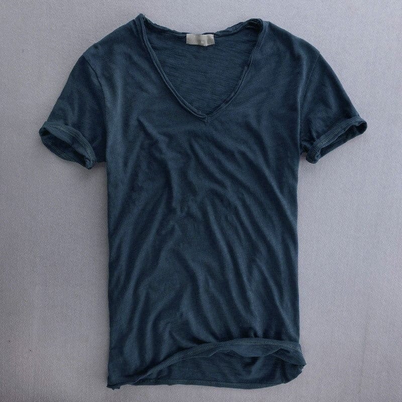 Viktor | T-Shirt mit V-Ausschnitt, kurzen Ärmeln, lockerer Schnitt 